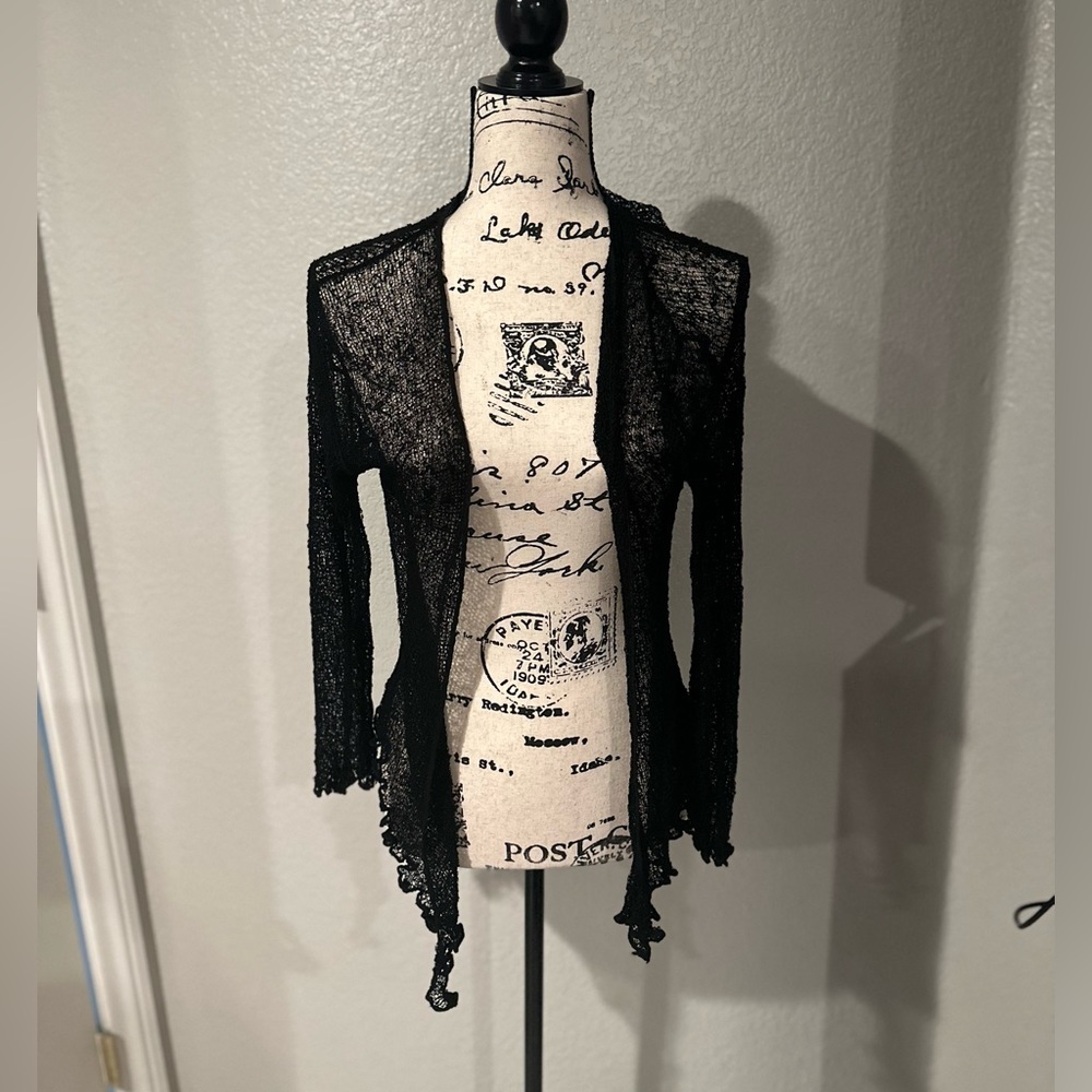 Shear cardigan top.